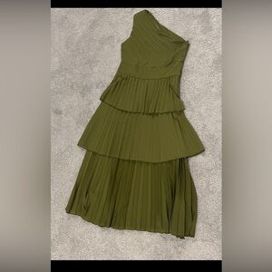 Like new Boohoo women size 10 dress. Perfect for cocktail party or wedding